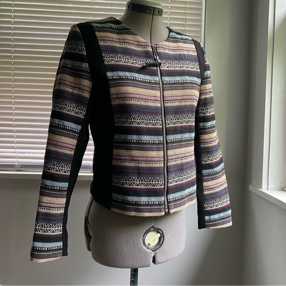 H&M Women's Tribal Pattern Striped Zip Up Blazer Size 8 (Runs small) - Picture 6 of 11